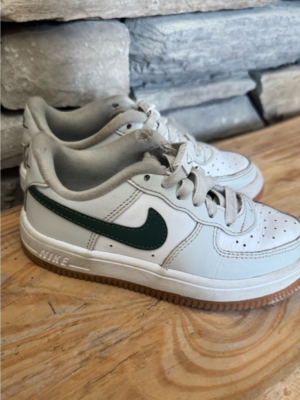 Nike Air Force 1 Low Photon Dust/Fir/Gum Boys’ Sneakers Size 11C